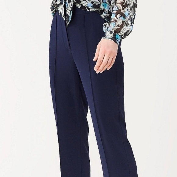 Diane Von Furstenberg Pants - DIANE VON FURSTENBERG Navy Flat Front Trouser Pants 2.